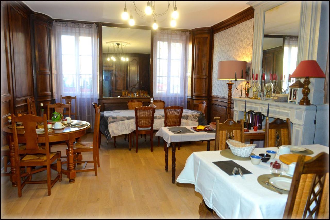 Jardin D'Arcy - Chambres D'Hotes Avec Piscine Et Spa Bois Exterior photo